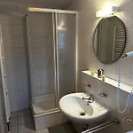 Pensión Taverna Unik Saaldorf