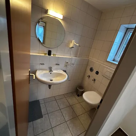 Gæstehus Taverna Unik