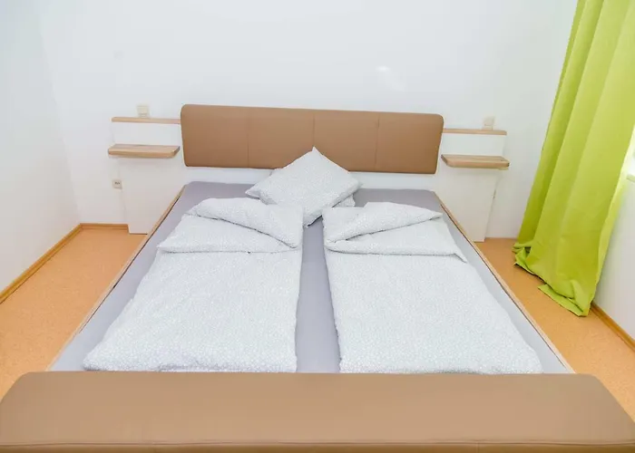 Taverna Unik Affittacamere Saaldorf